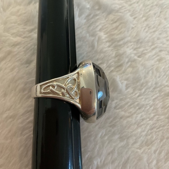 Sterling 925 Grey Stone Faceted Ring Signed WK - Picture 2 of 5